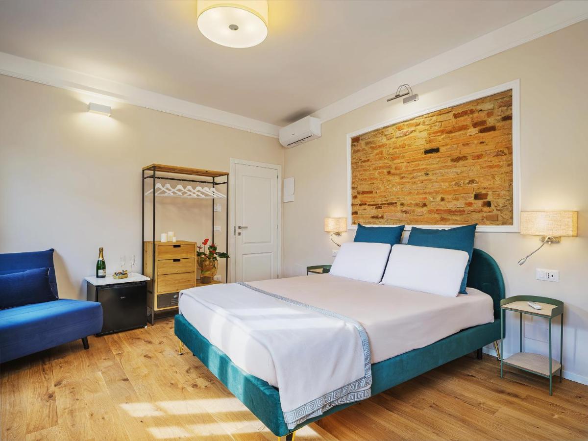 Antiboti Hotel San Miniato Bagian luar foto